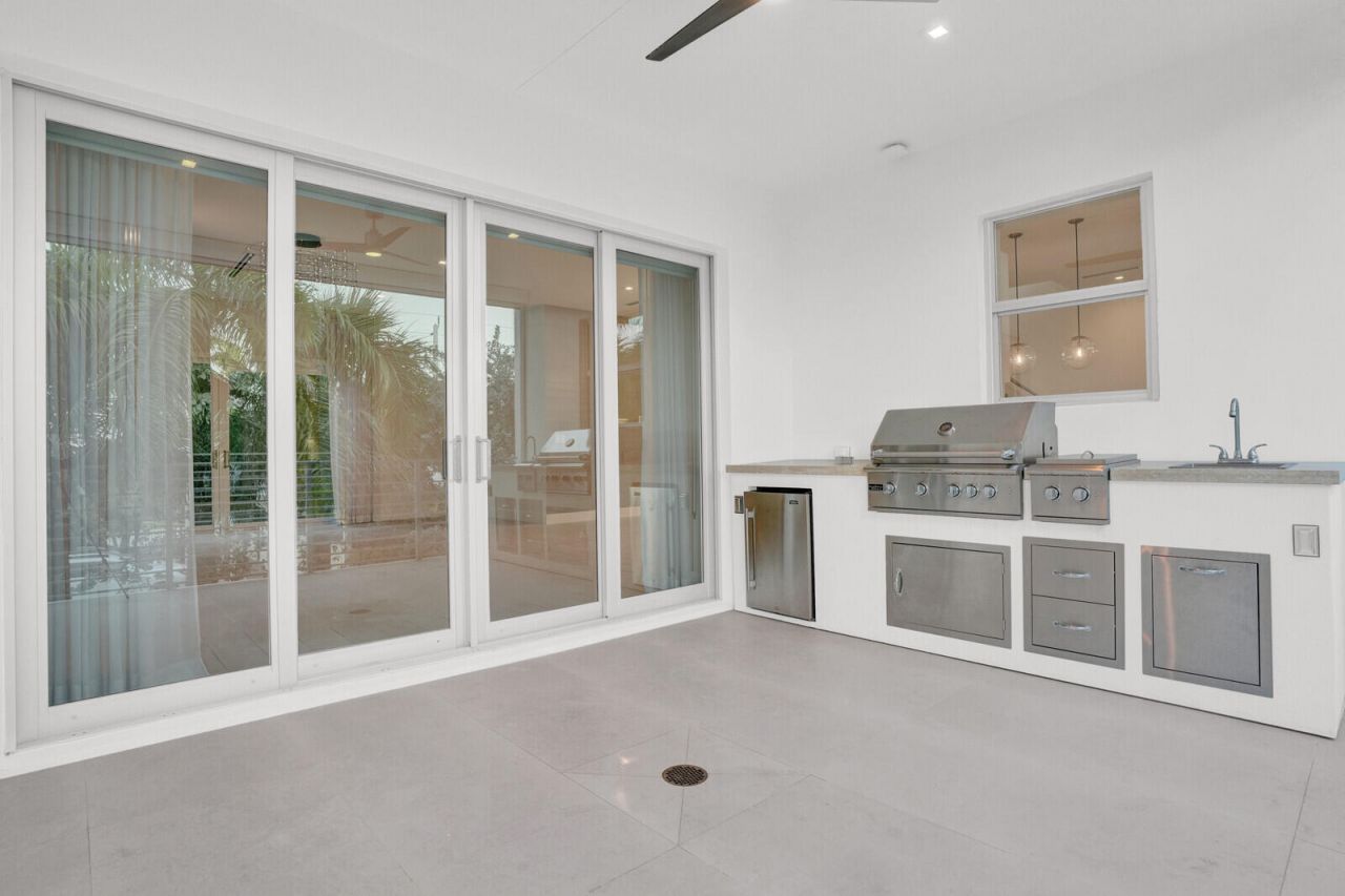 12 SE 10th Avenue, Fort Lauderdale, FL 33301 Photo