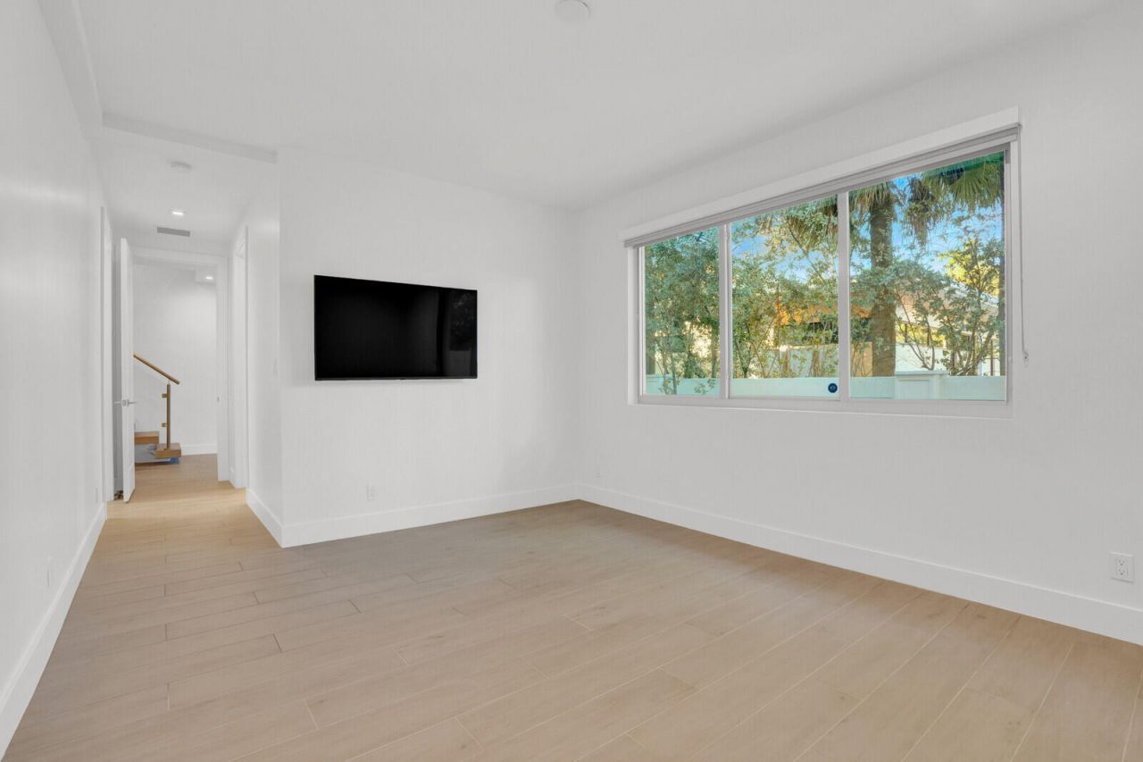 12 SE 10th Avenue, Fort Lauderdale, FL 33301 Photo