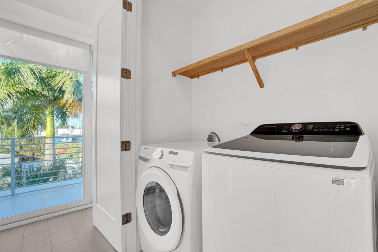 12 SE 10th Avenue, Fort Lauderdale, FL 33301 Photo