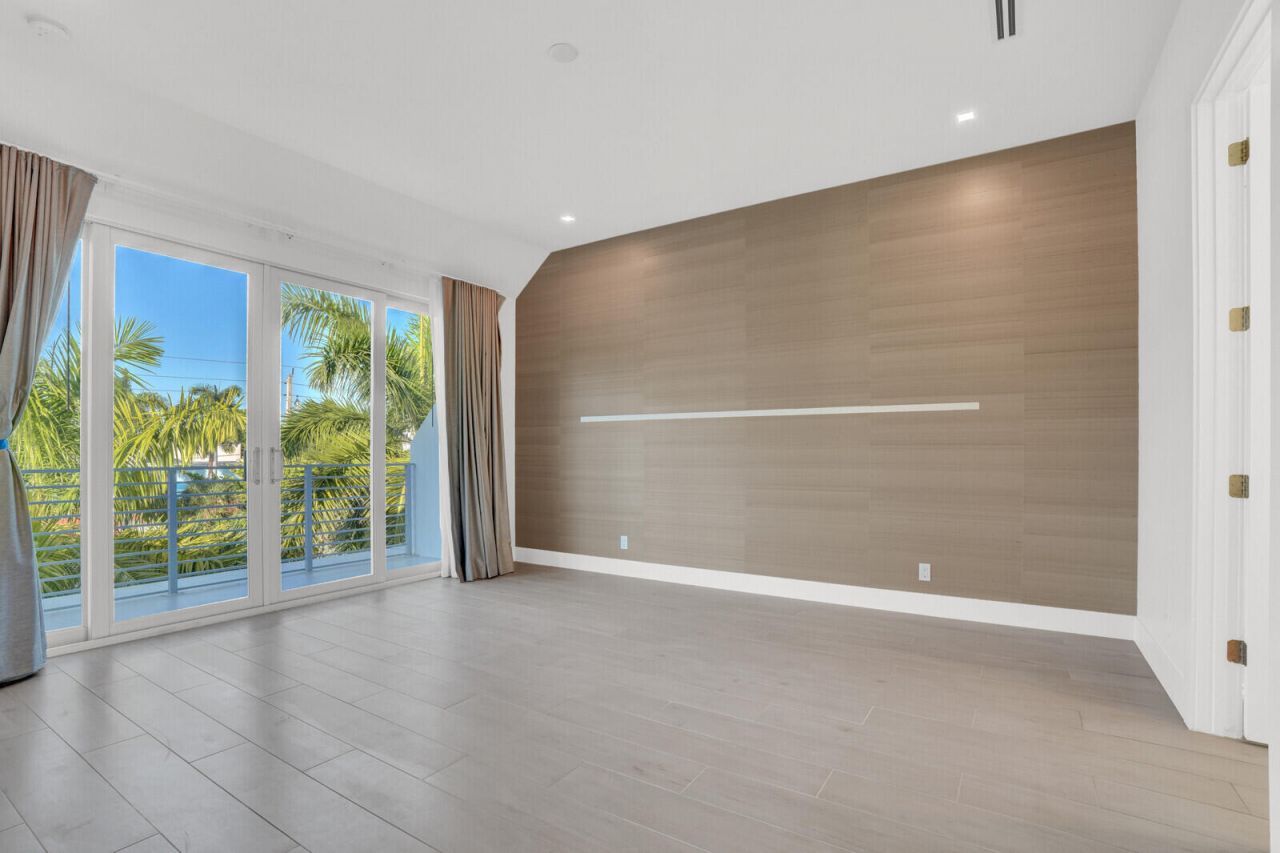 12 SE 10th Avenue, Fort Lauderdale, FL 33301 Photo