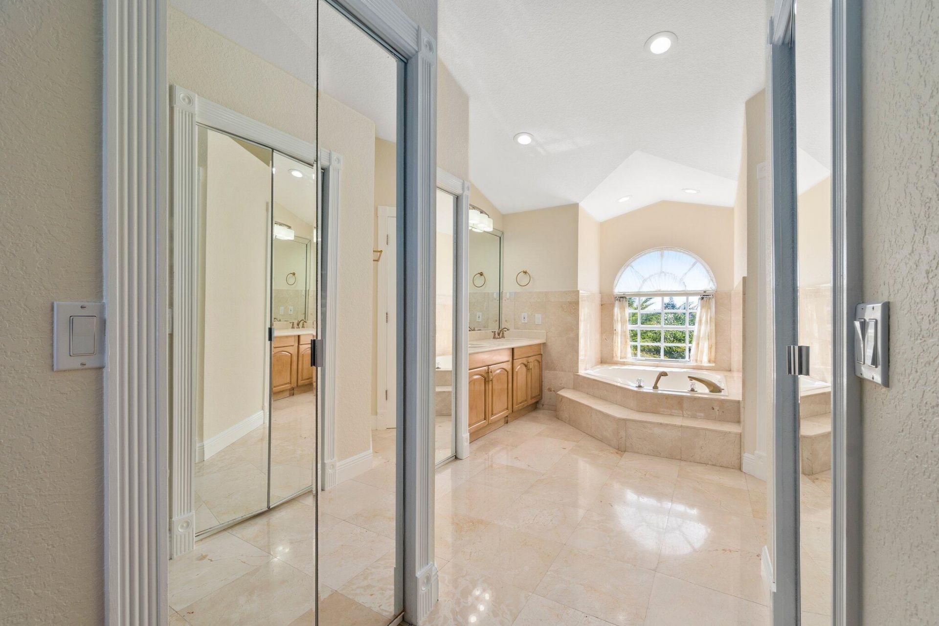 7095 S Hwy A1a, Melbourne Beach, FL 32951 Photo