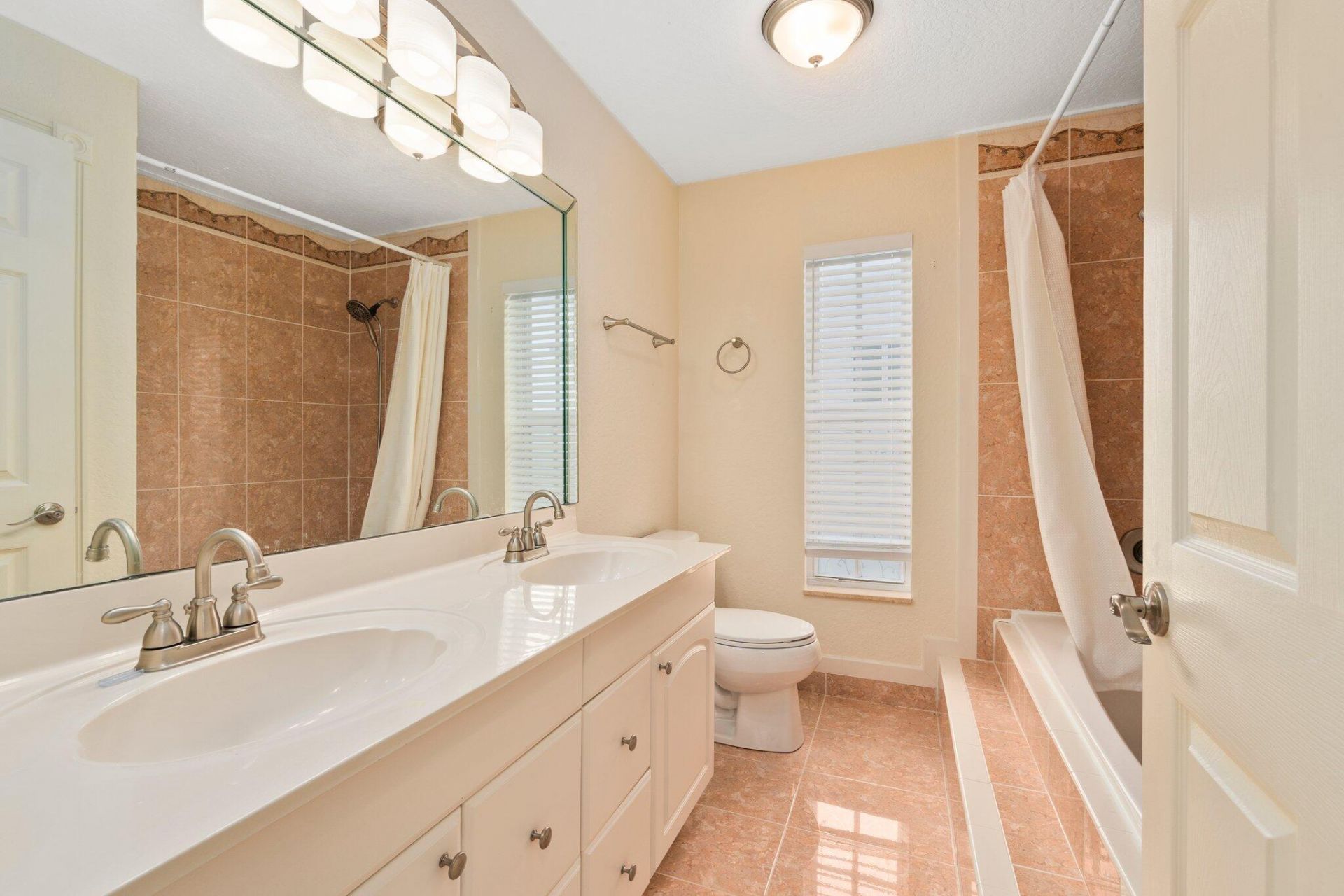 7095 S Hwy A1a, Melbourne Beach, FL 32951 Photo