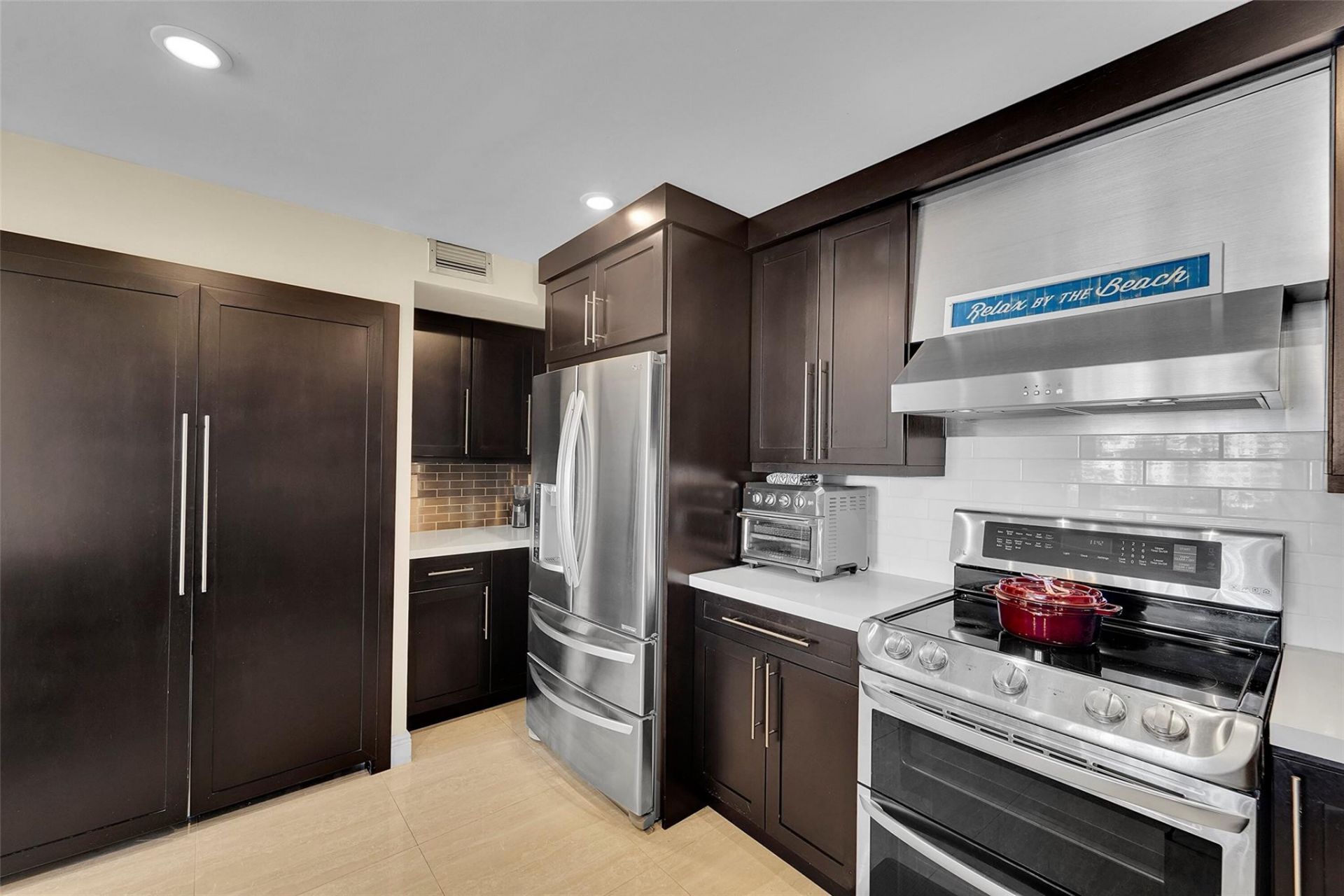 1401 S Ocean Drive, Unit 502, Hollywood, FL 33019 Photo