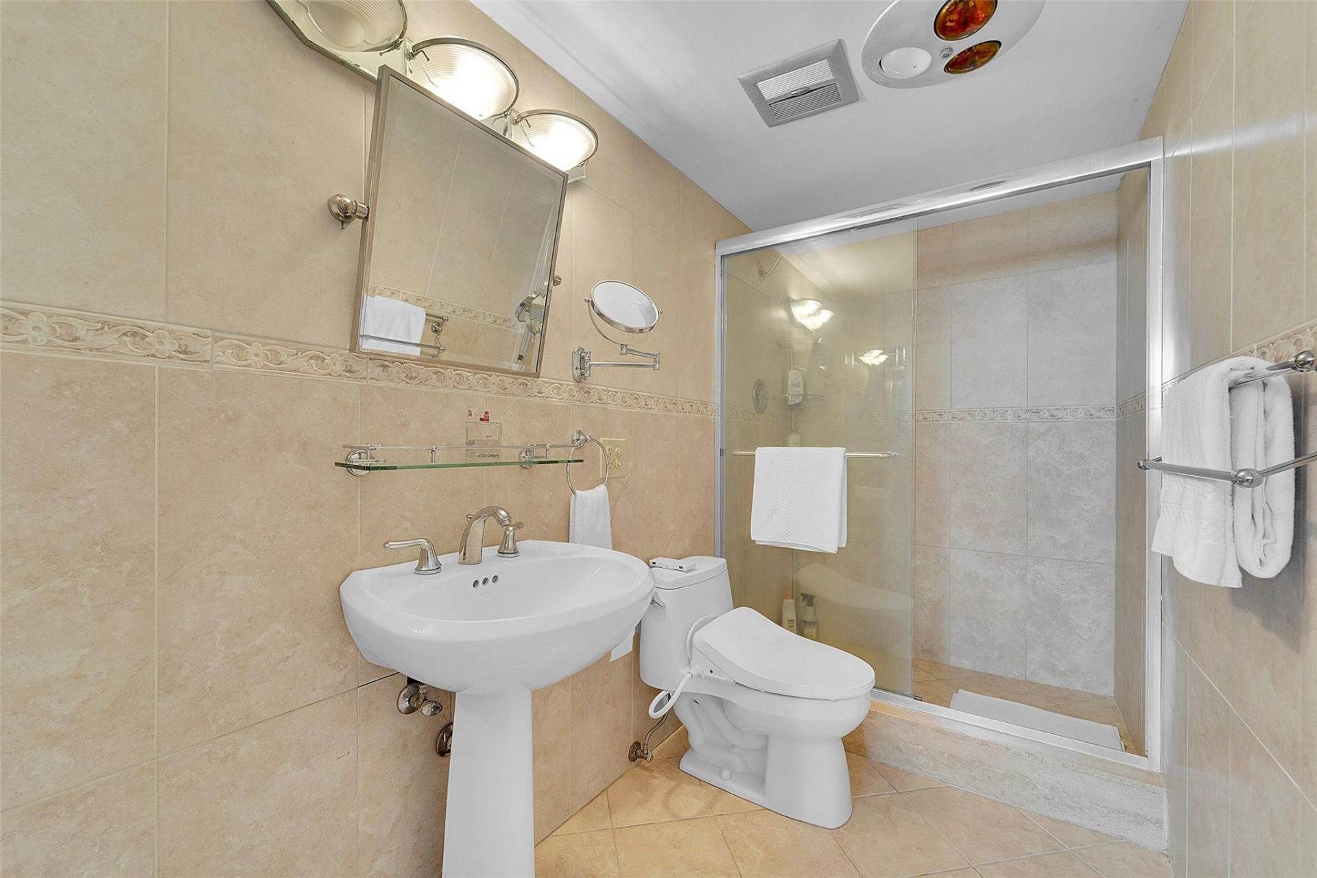 1401 S Ocean Drive, Unit 502, Hollywood, FL 33019 Photo