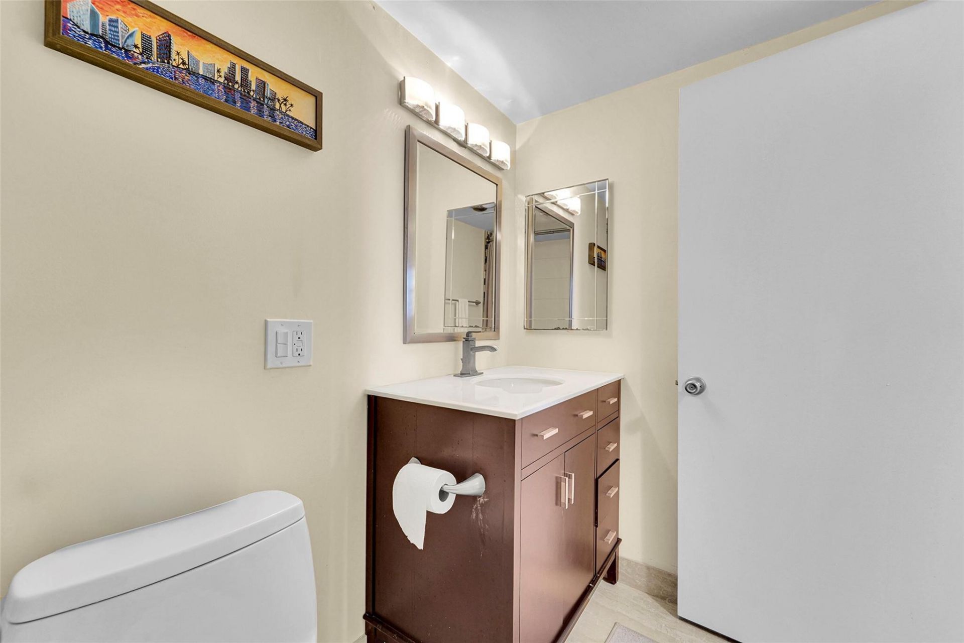 1401 S Ocean Drive, Unit 502, Hollywood, FL 33019 Photo