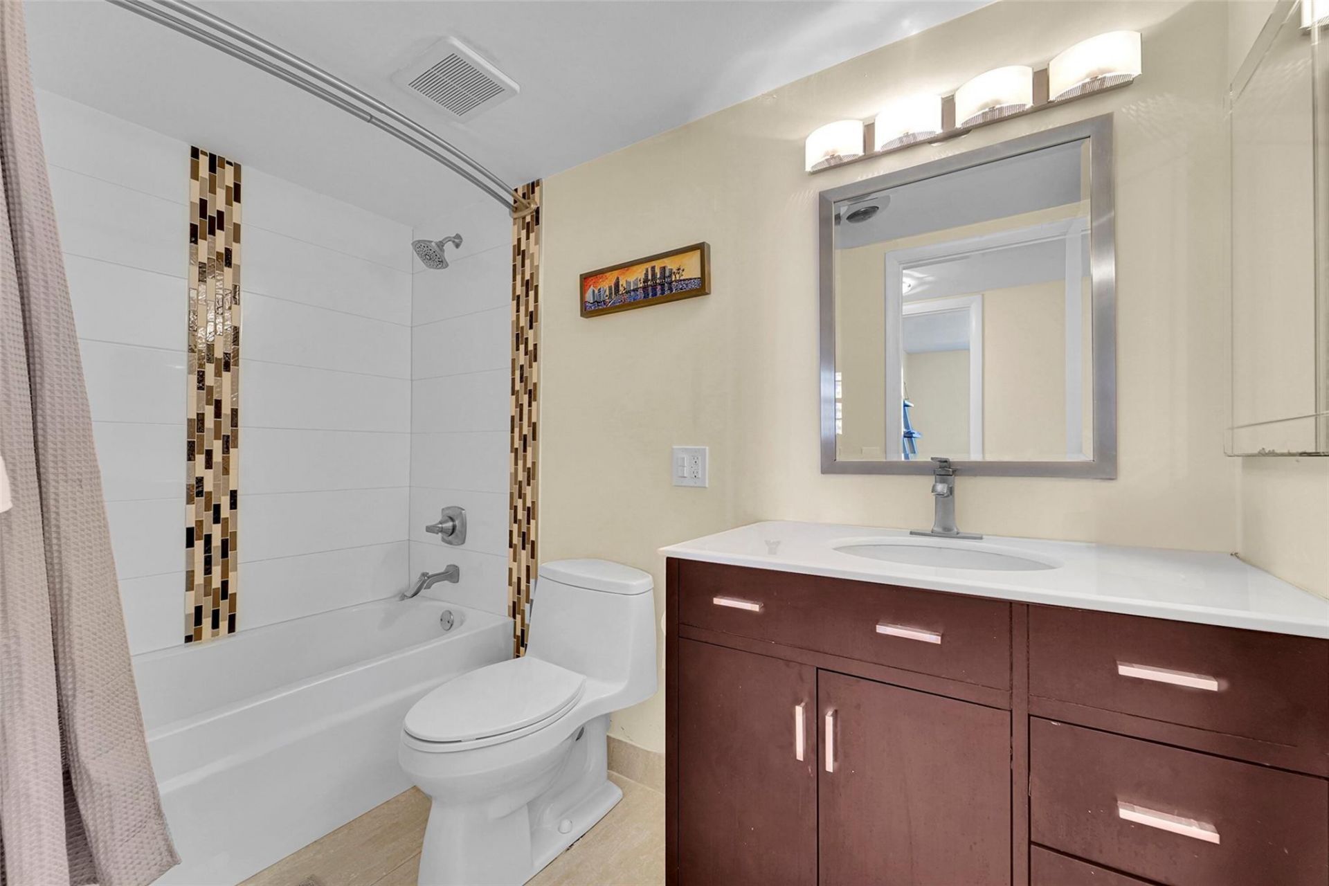 1401 S Ocean Drive, Unit 502, Hollywood, FL 33019 Photo