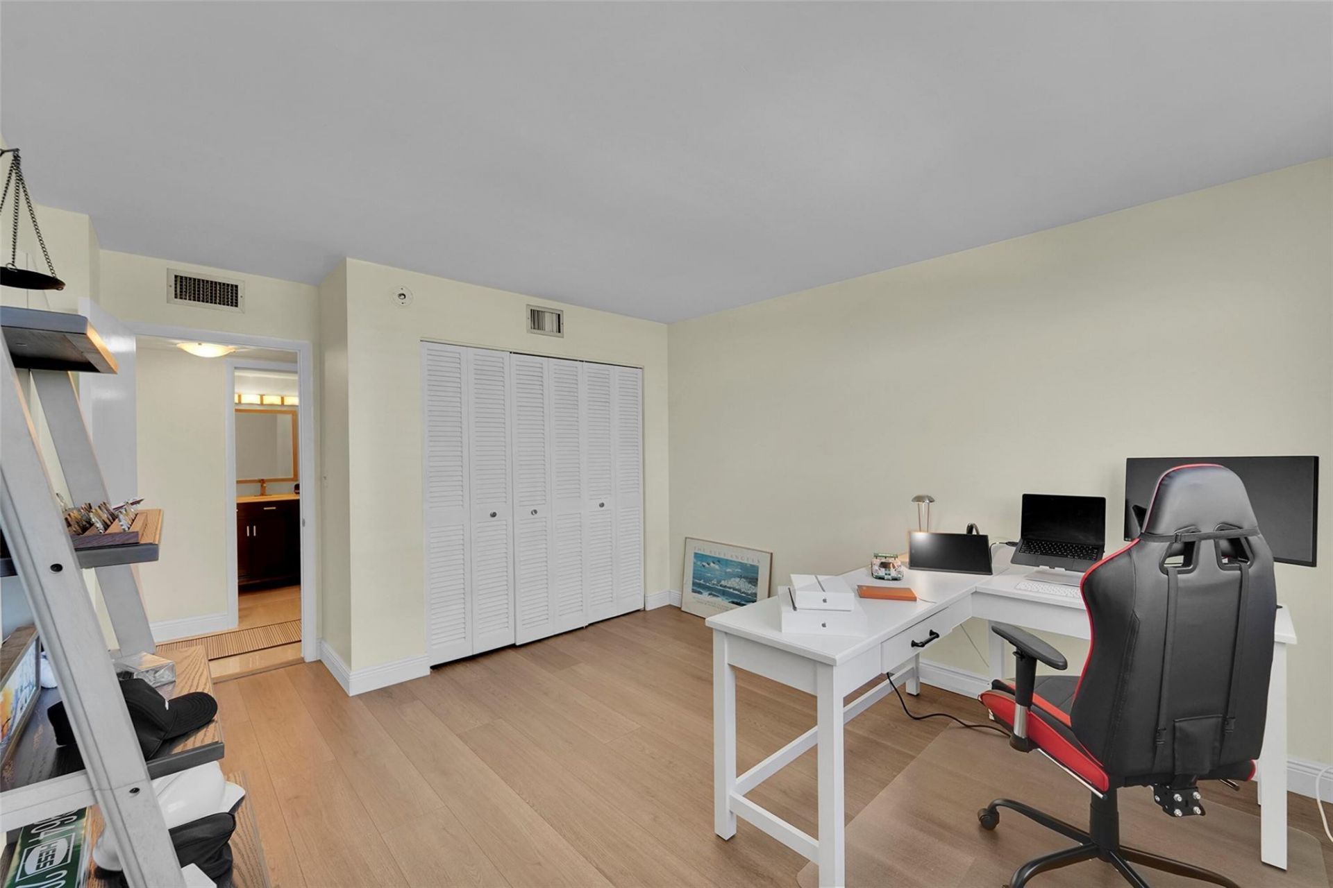 1401 S Ocean Drive, Unit 502, Hollywood, FL 33019 Photo