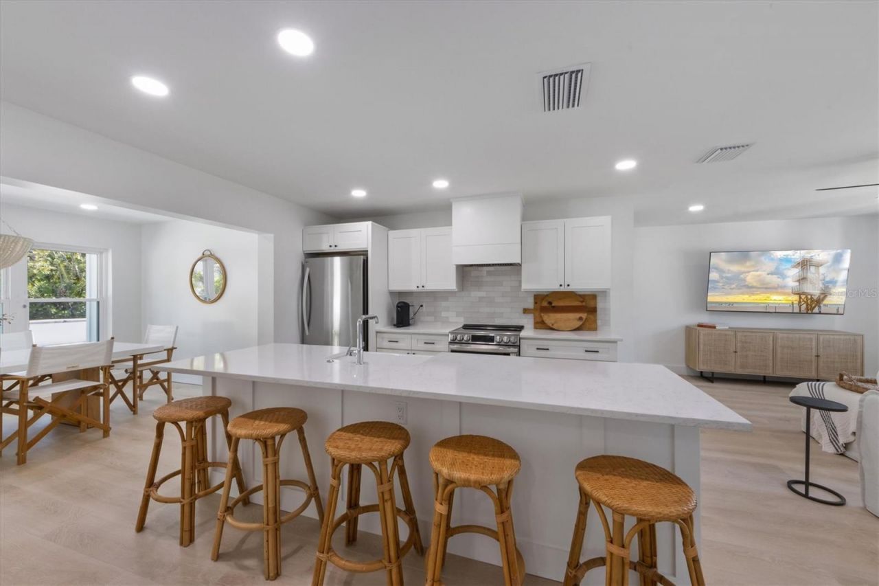 414 79th Street, Holmes Beach, FL 34217 Photo