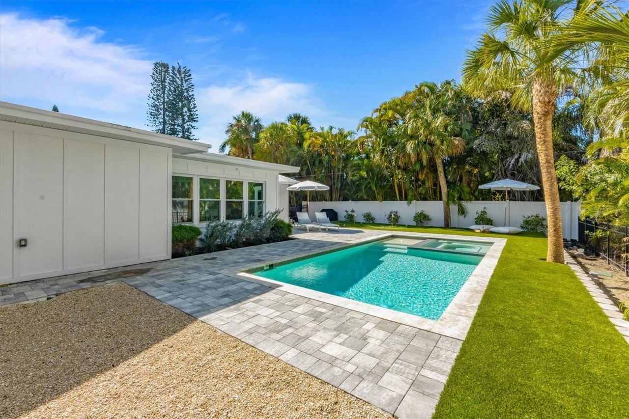 414 79th Street, Holmes Beach, FL 34217 Photo