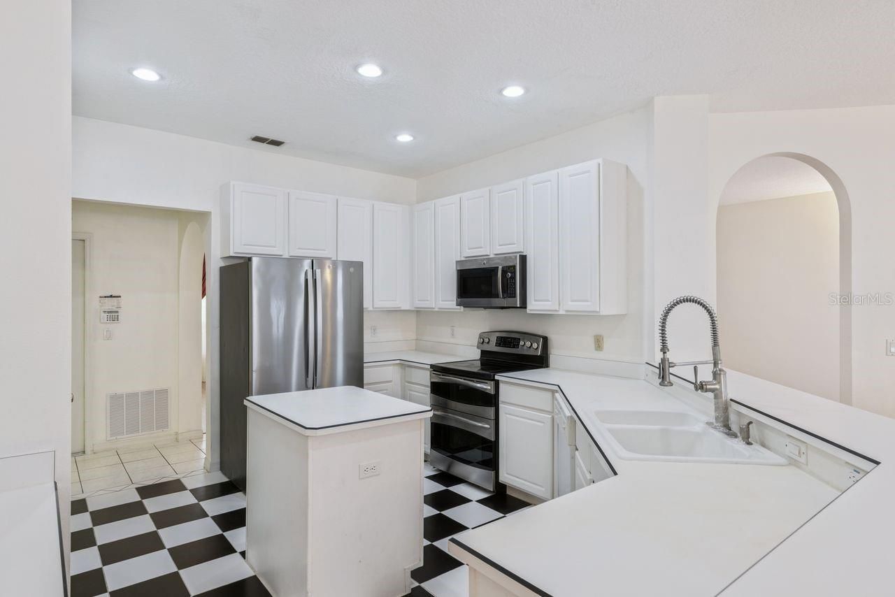 4489 Saddleworth Circle, Orlando, FL 32826 Photo