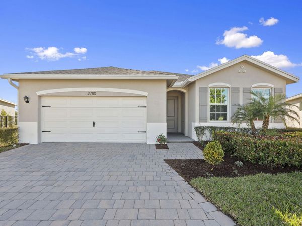 2780 NE Breezeway Circle, Jensen Beach, FL 34957