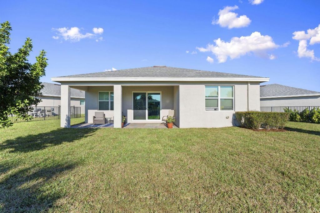 2780 NE Breezeway Circle, Jensen Beach, FL 34957 Photo