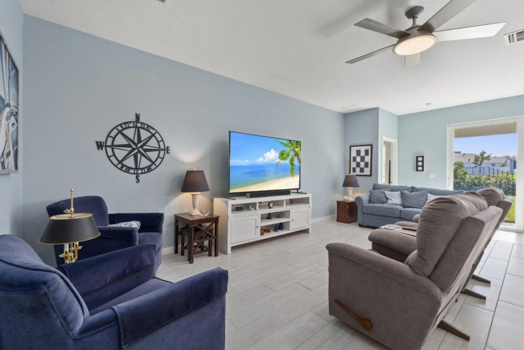 2780 NE Breezeway Circle, Jensen Beach, FL 34957 Photo