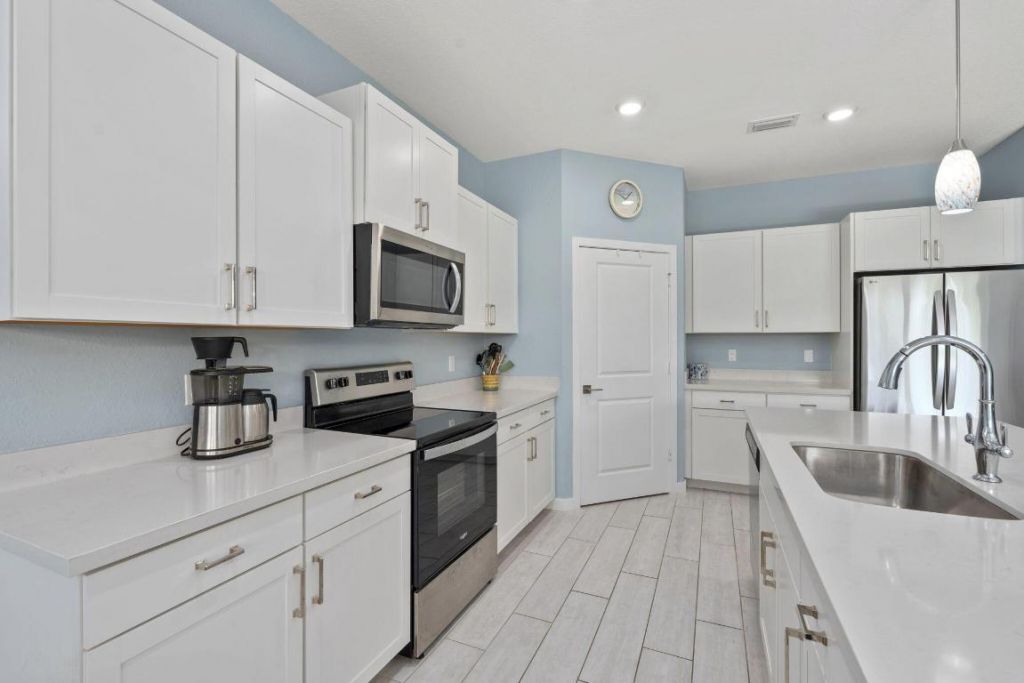 2780 NE Breezeway Circle, Jensen Beach, FL 34957 Photo