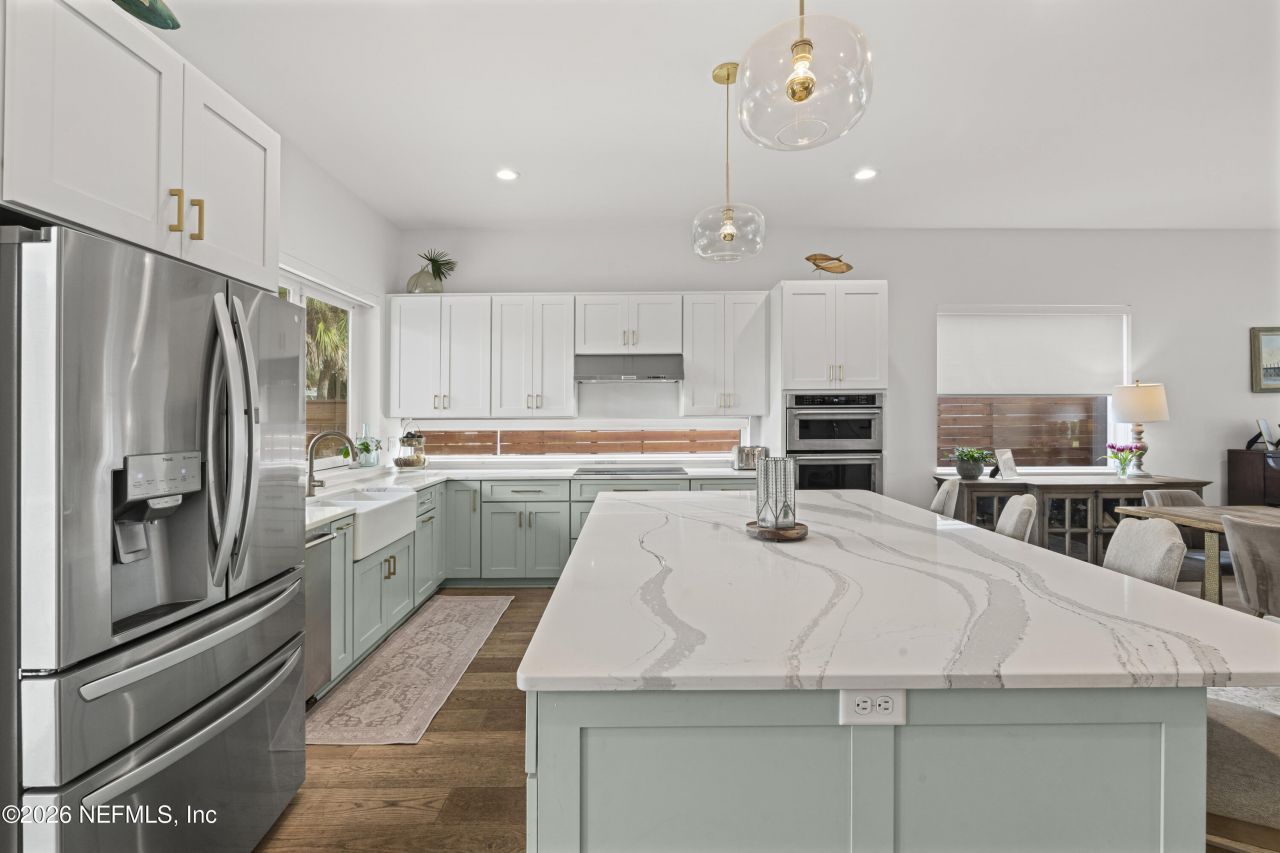 145 8th Street, Atlantic Beach, FL 32233 Photo