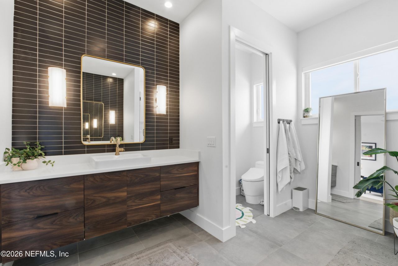 145 8th Street, Atlantic Beach, FL 32233 Photo