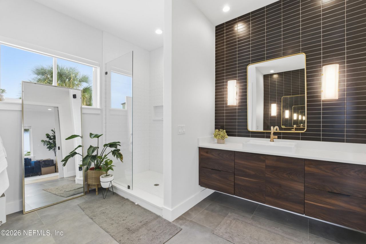 145 8th Street, Atlantic Beach, FL 32233 Photo