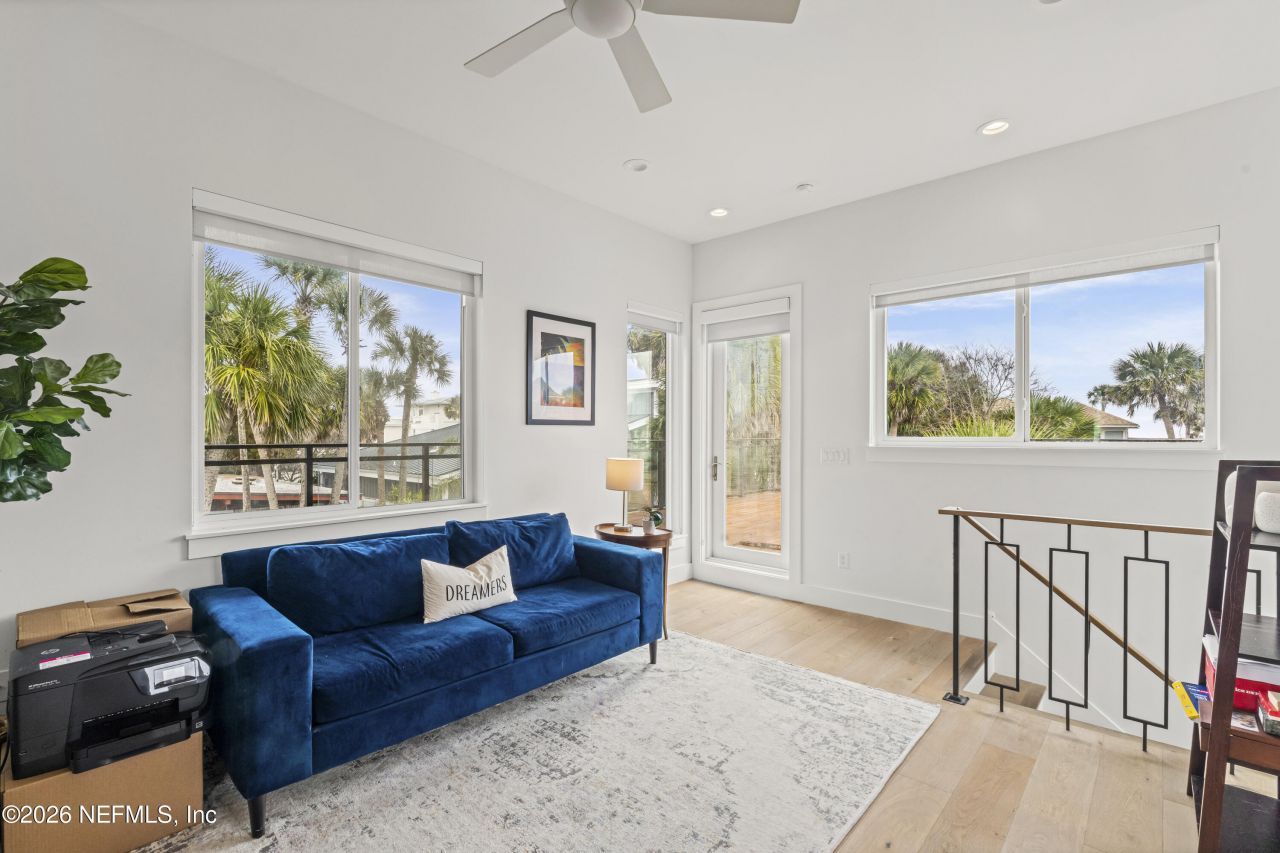 145 8th Street, Atlantic Beach, FL 32233 Photo