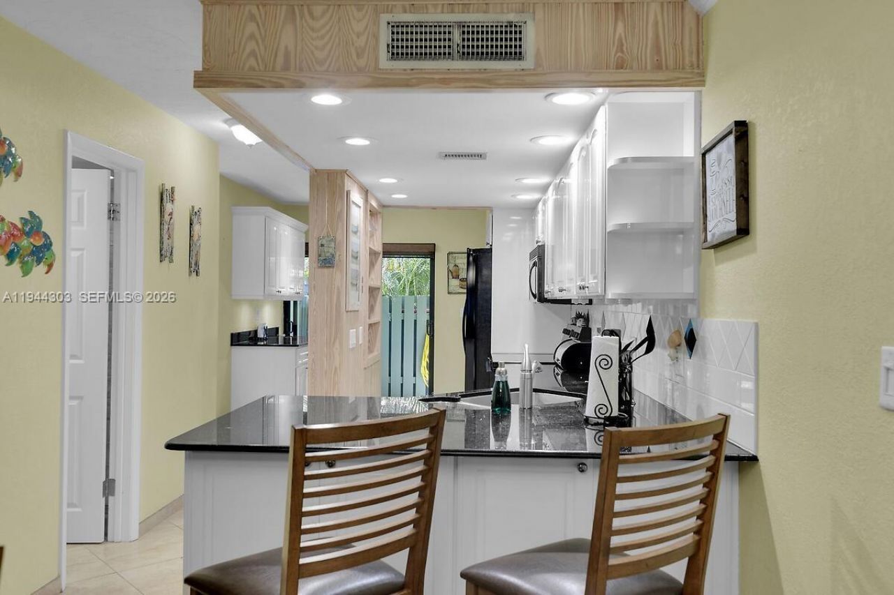 87200 Overseas Hwy , Unit M2, Plantation Key, FL 33036 Photo