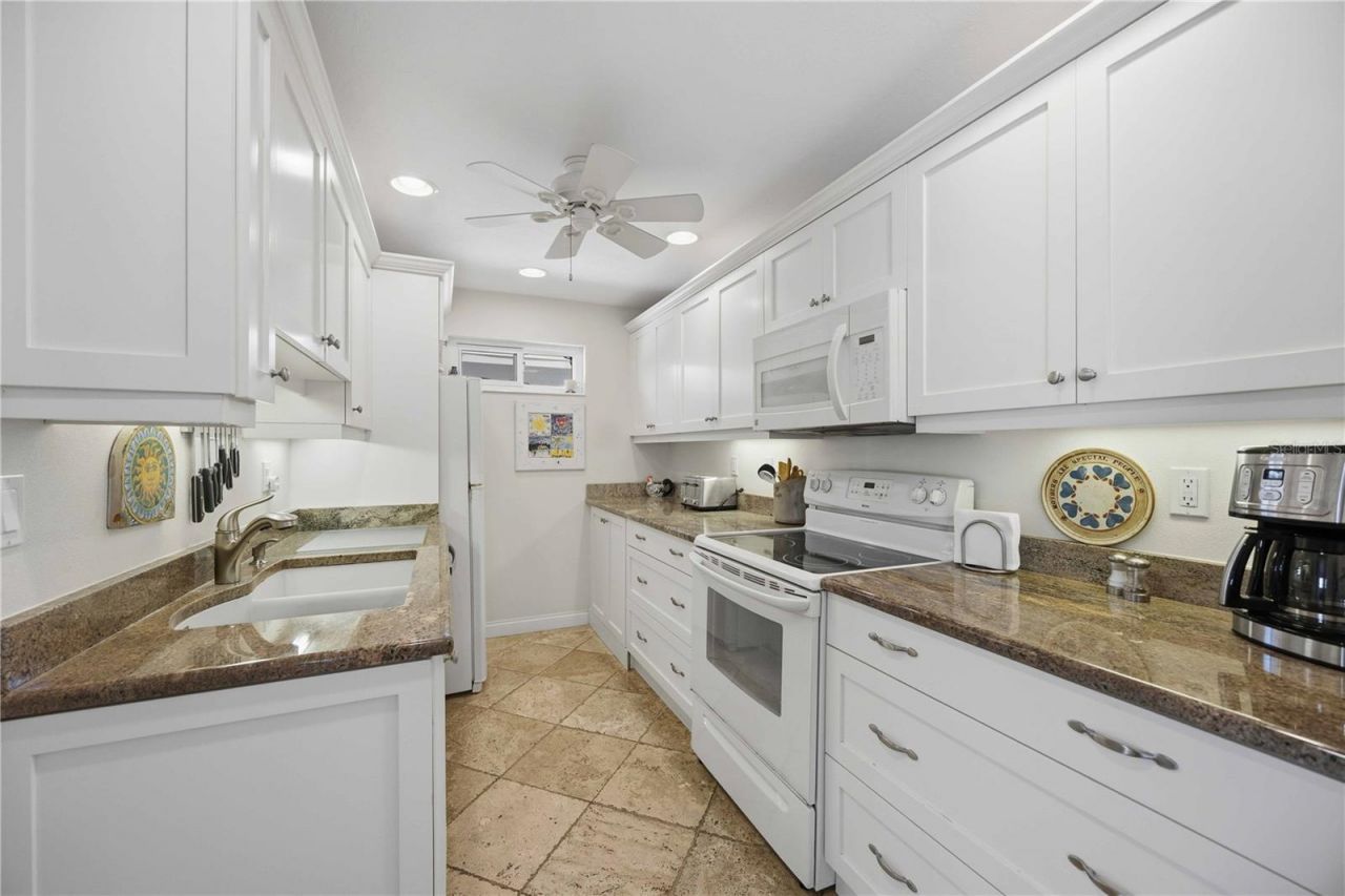 6005 Midnight Pass Road, Unit N4, Sarasota, FL 34242 Photo