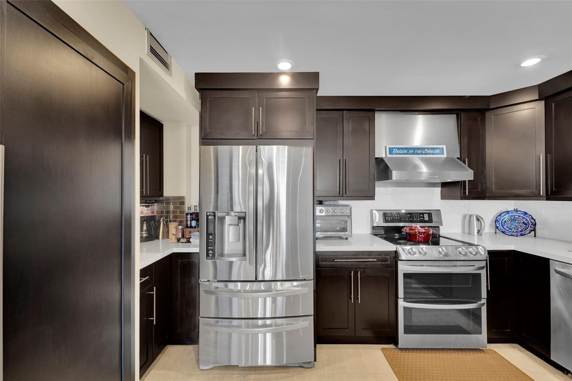 1401 S Ocean Drive, Unit 502, Hollywood, FL 33019 Photo