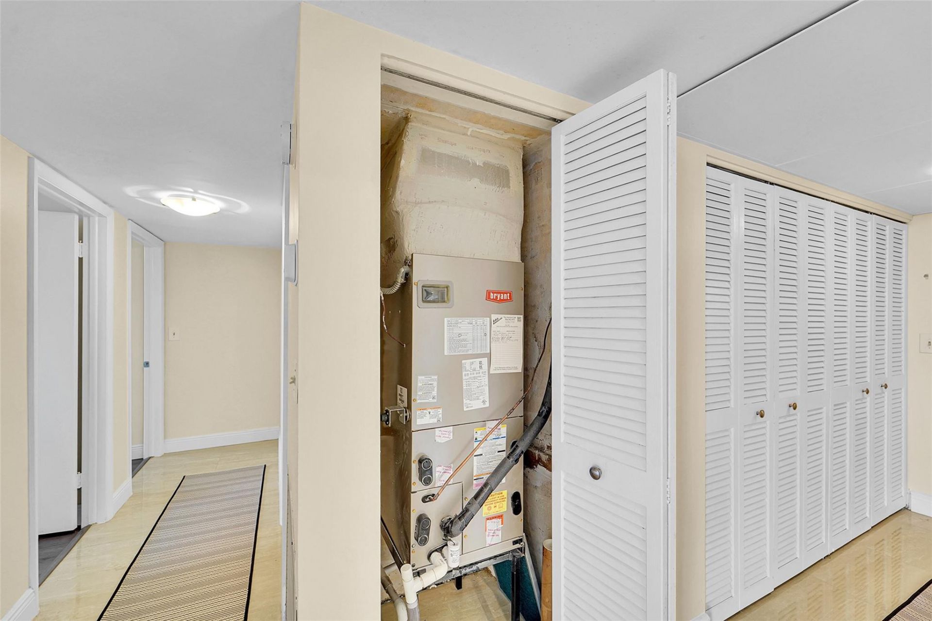 1401 S Ocean Drive, Unit 502, Hollywood, FL 33019 Photo