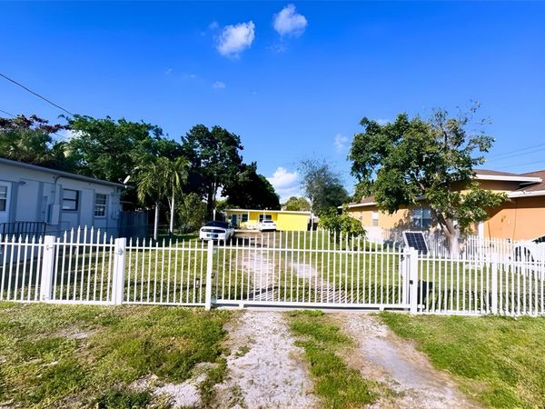 5605 Polk Street, Hollywood, FL 33021