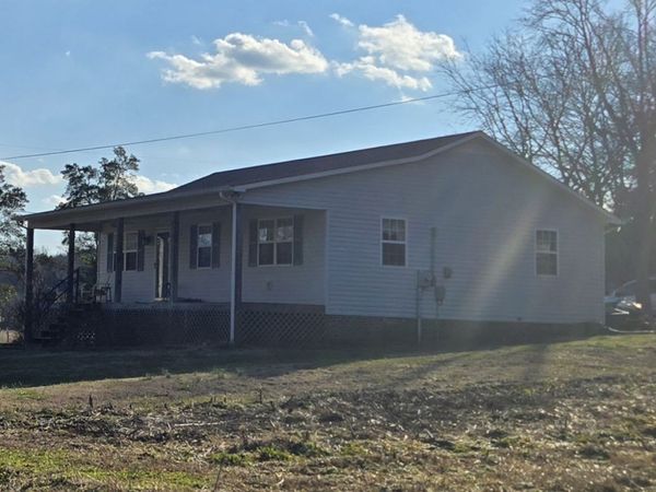 329 Cavender Rd, Woodbury, TN 37190