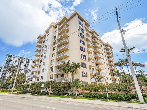 1401 S Ocean Drive, Unit 402, Hollywood, FL 33019