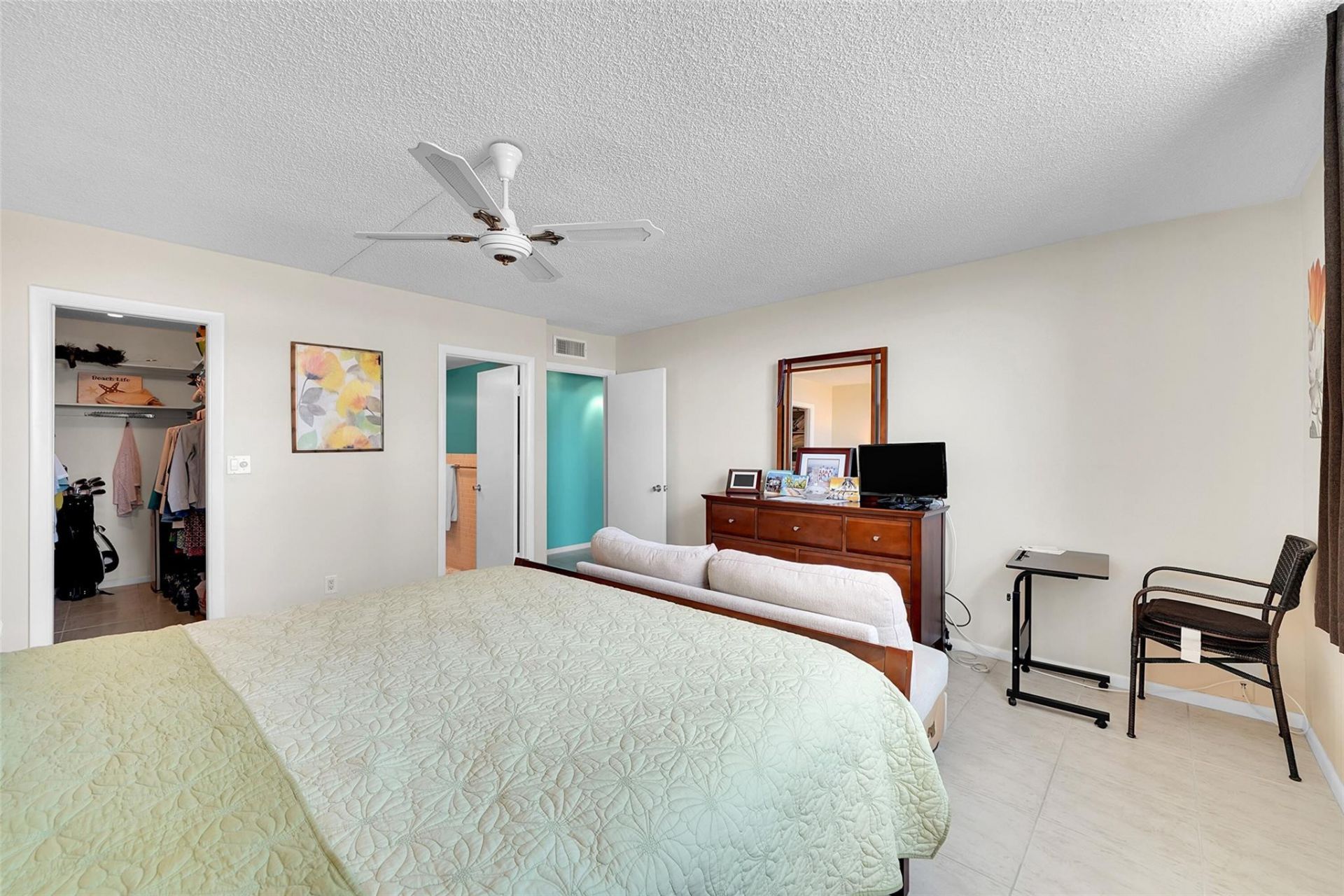 1401 S Ocean Drive, Unit 402, Hollywood, FL 33019 Photo