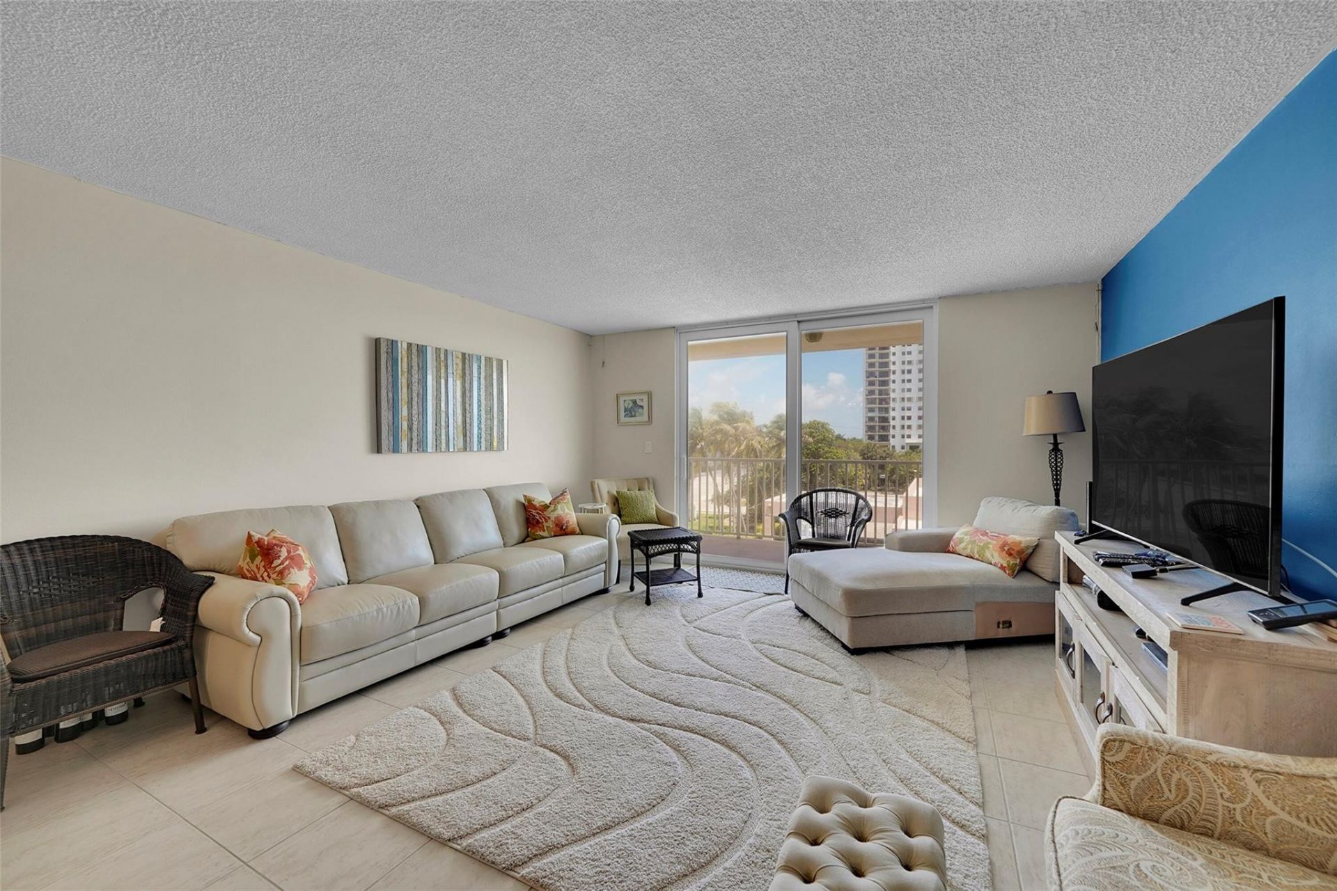 1401 S Ocean Drive, Unit 402, Hollywood, FL 33019 Photo