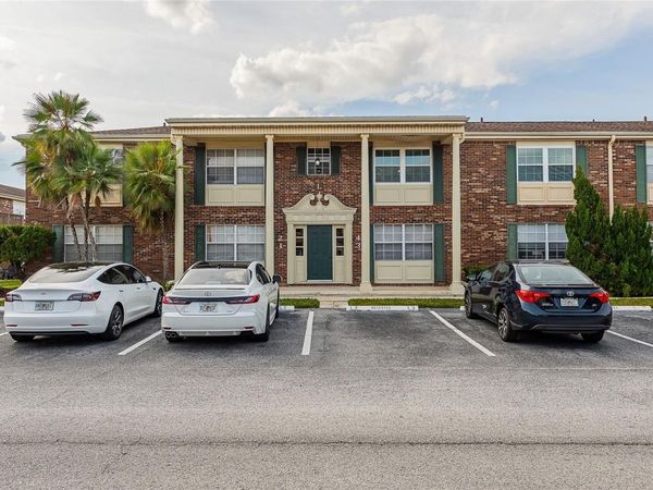 1920 E EDGEWOOD DRIVE, Unit L4, LAKELAND, FL 33803