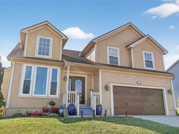 4715 NW 92nd Street, Kansas City, MO 64154