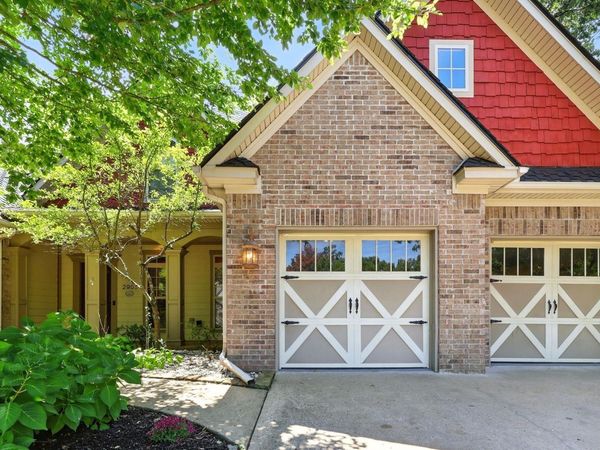 2905 Woodsgate Dr, Little Rock, AR 72211