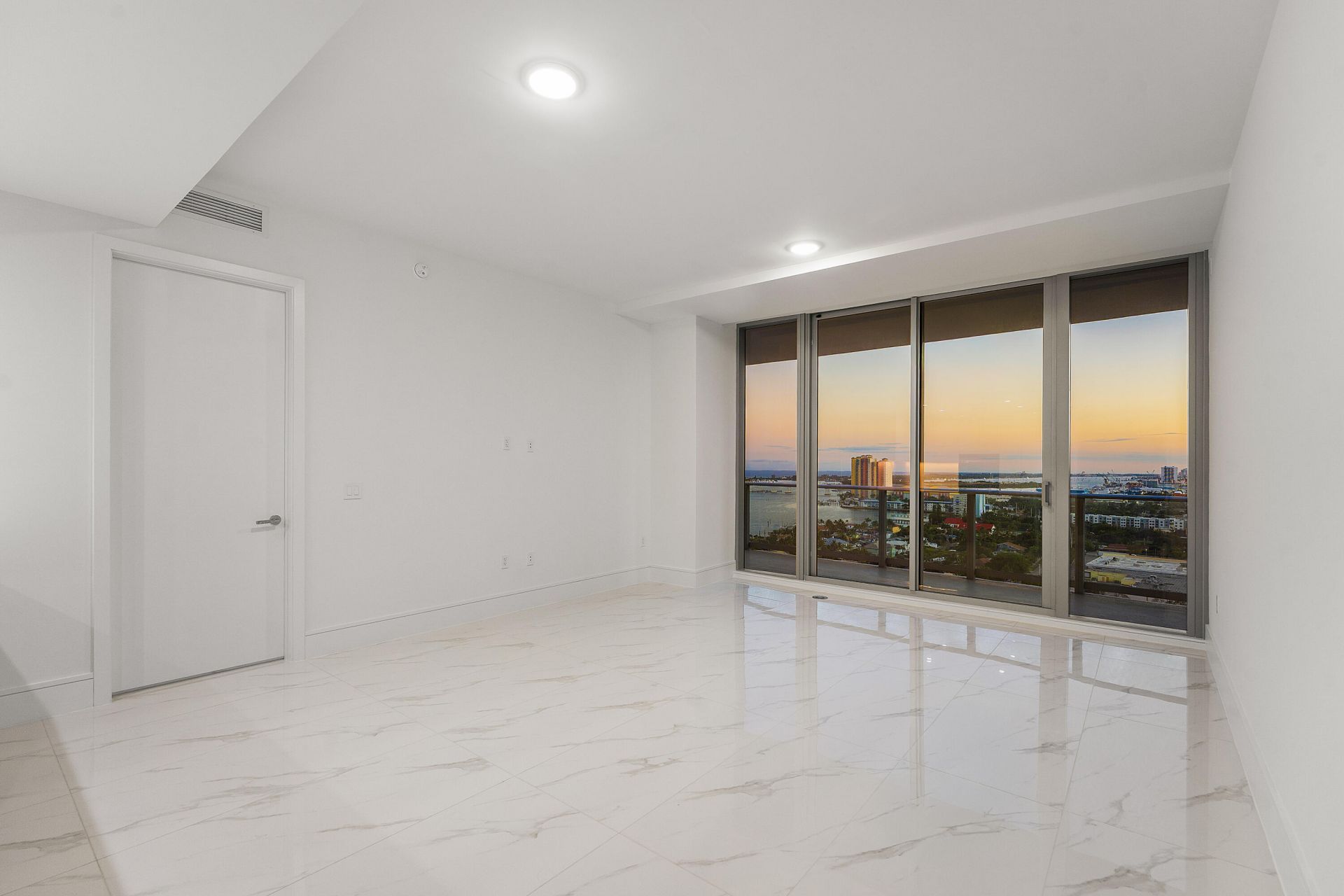 220 Lake Shore Drive, Unit 1911, Lake Park, FL 33403 Photo