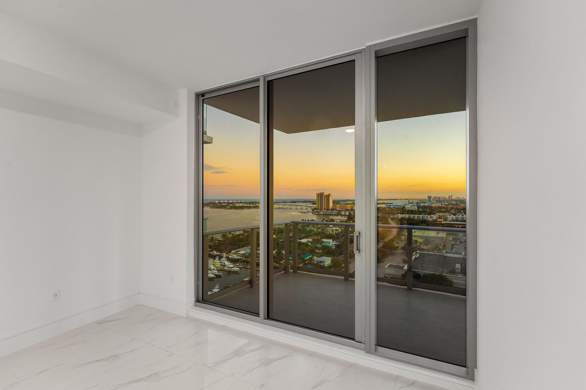 220 Lake Shore Drive, Unit 1911, Lake Park, FL 33403 Photo