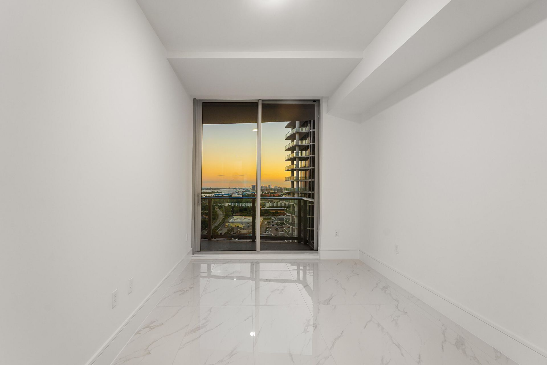 220 Lake Shore Drive, Unit 1911, Lake Park, FL 33403 Photo