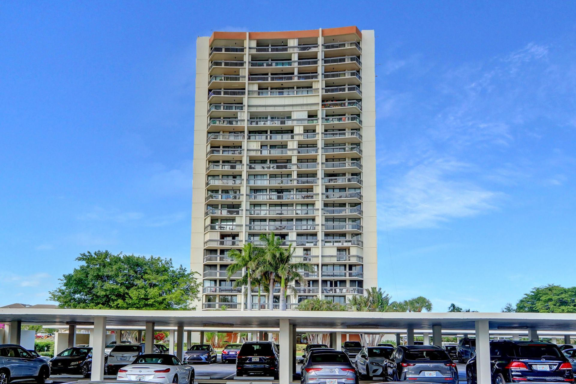 2000 Presidential Way, Unit 504, West Palm Beach, FL 33401 Photo