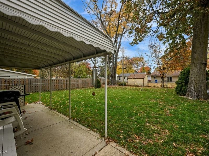 14314 Ledgewood Avenue, Cleveland, OH 44111 Photo 32