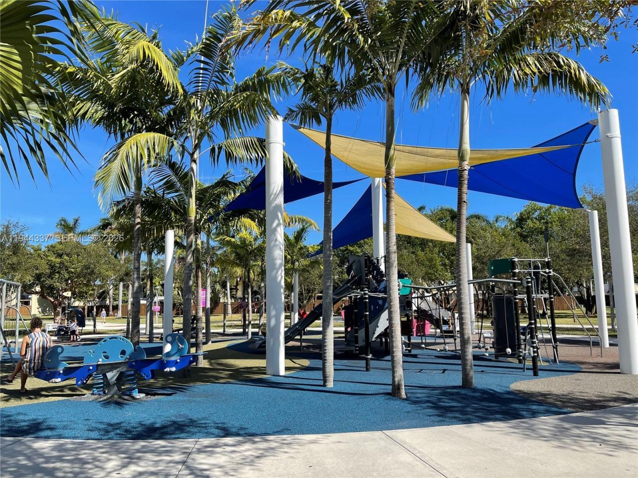 851 Three Islands Blvd, Unit 106, Hallandale Beach, FL 33009 Photo