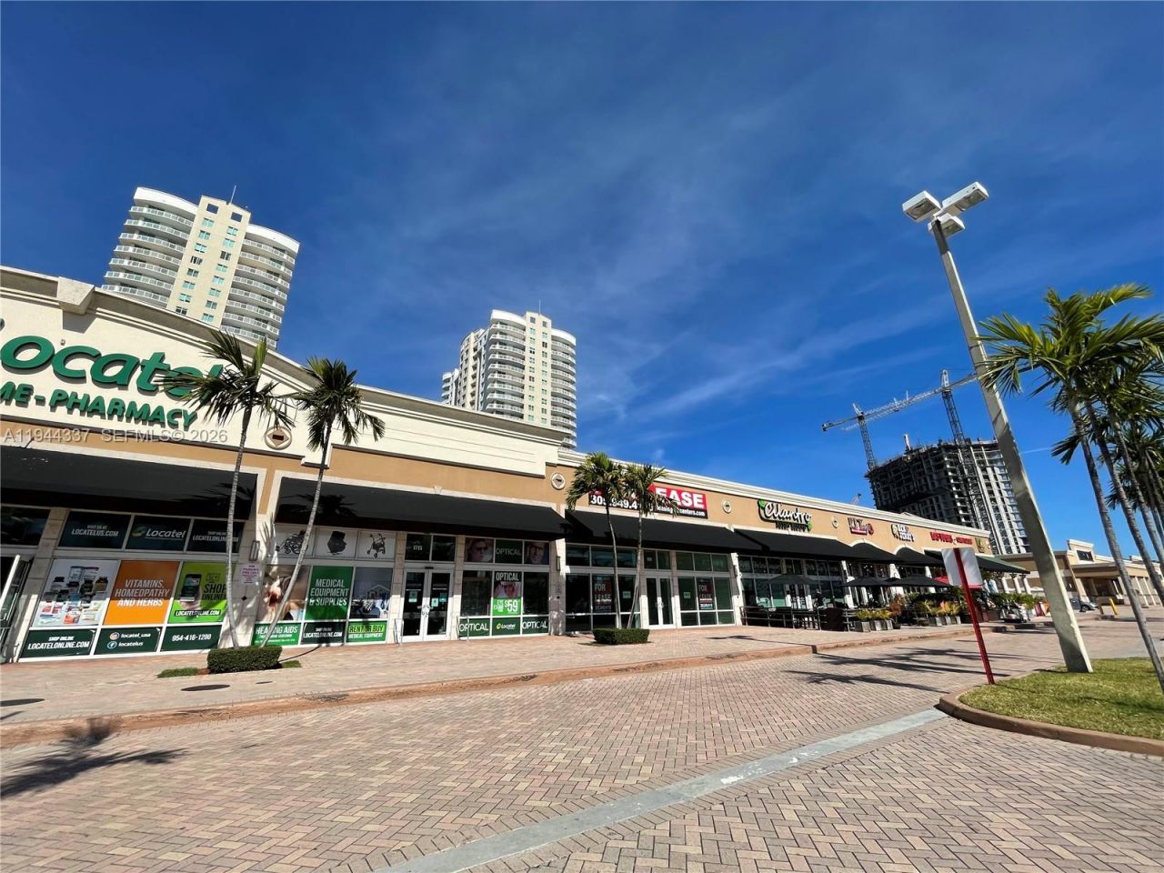 851 Three Islands Blvd, Unit 106, Hallandale Beach, FL 33009 Photo