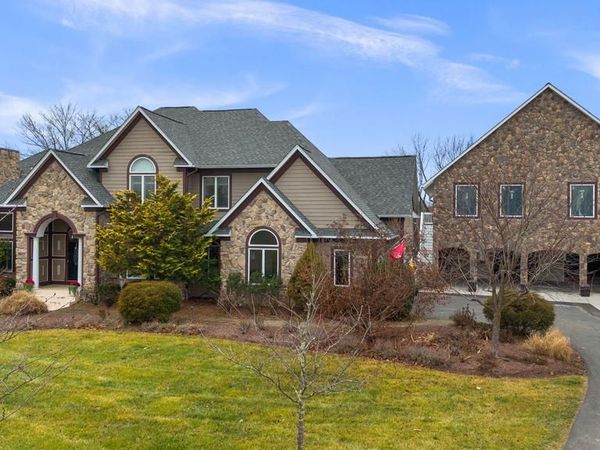 16503 LONEOAK PLACE, HAMILTON, VA 20158