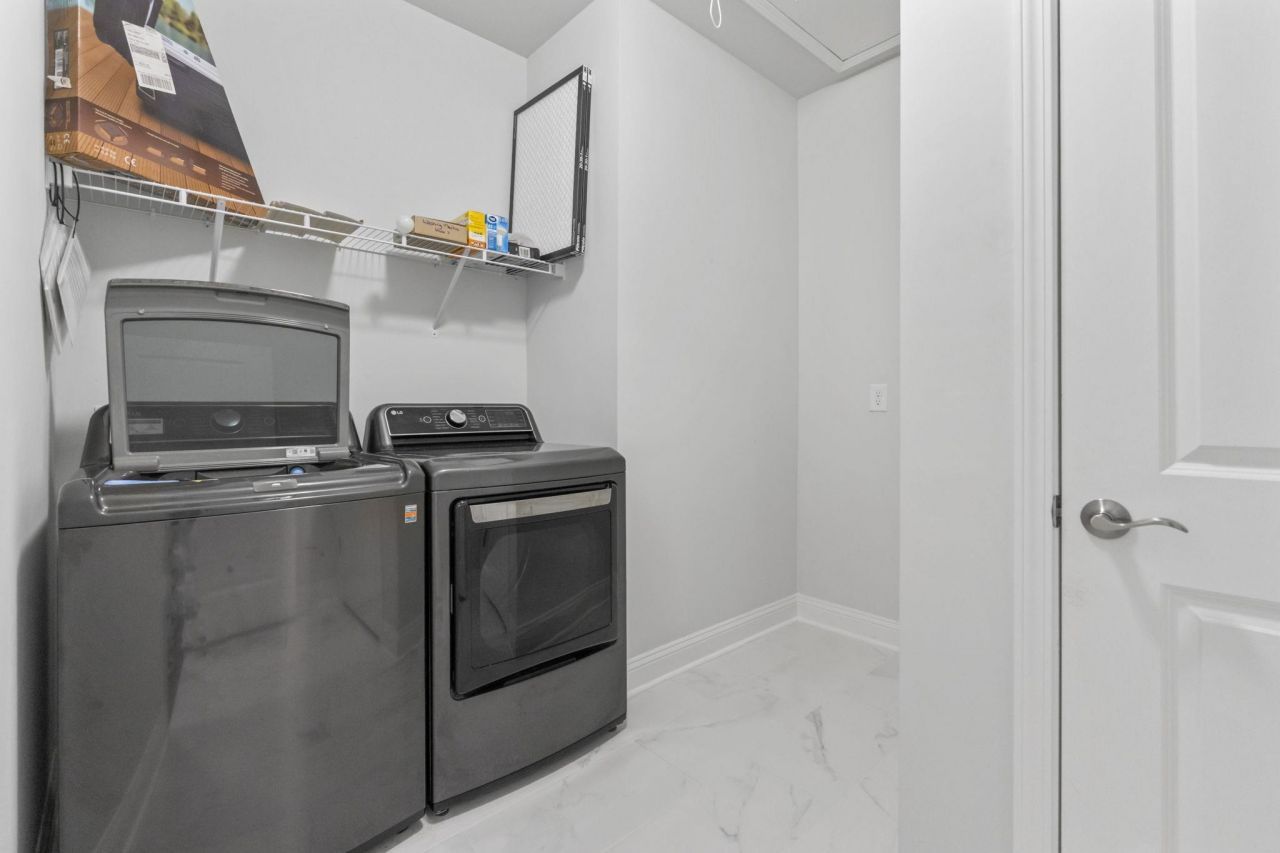 3052 Hannon Dr. Photo 16