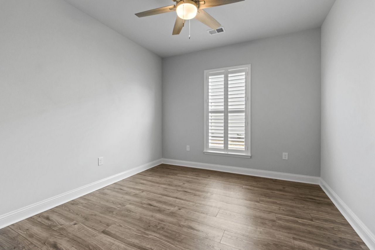 3052 Hannon Dr. Photo 20