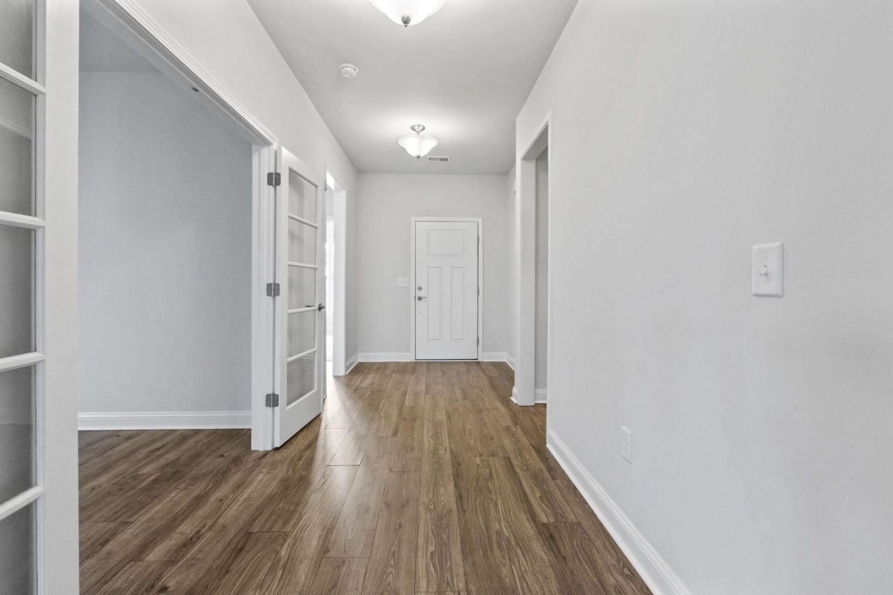 3052 Hannon Dr. Photo 21