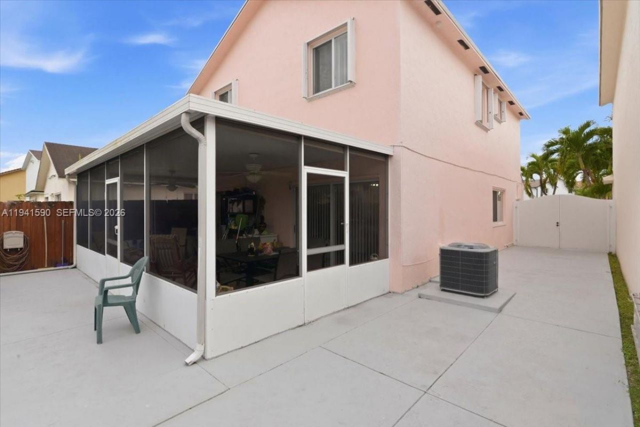 13741 SW 160th Ter, Miami, FL 33177 Photo