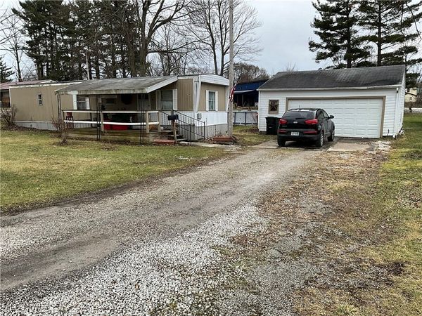 39 W Washburn Street, New London, OH 44851