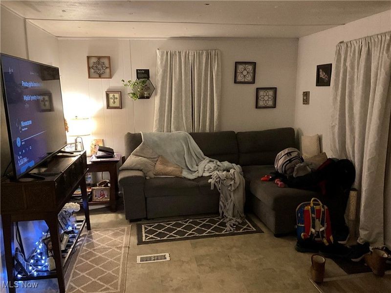 39 W Washburn Street, New London, OH 44851 Photo 3