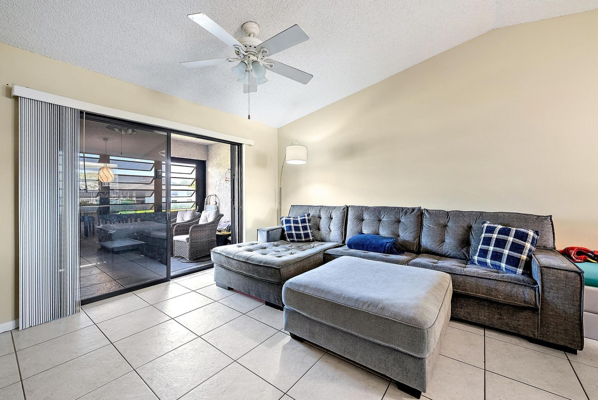1271 SE Parkview Place, Unit H11, Stuart, FL 34994 Photo