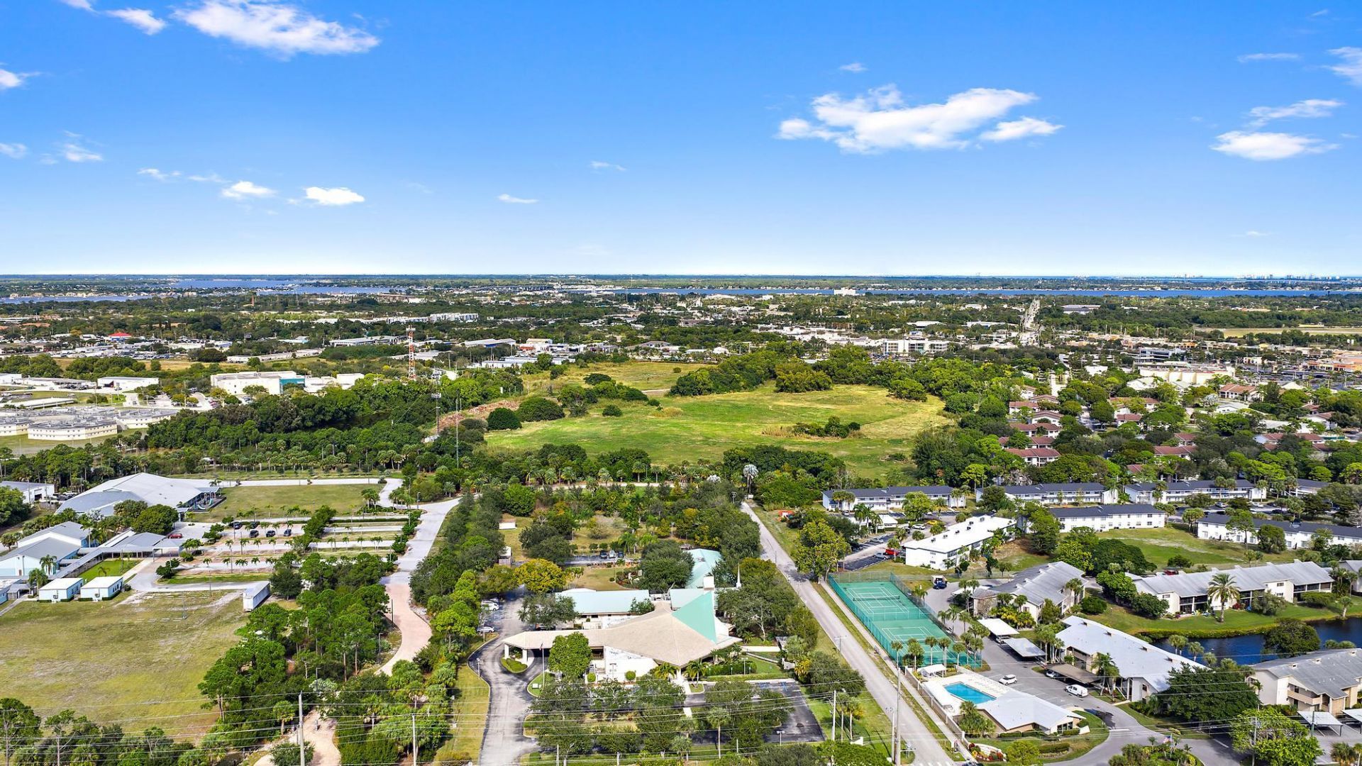 1271 SE Parkview Place, Unit H11, Stuart, FL 34994 Photo